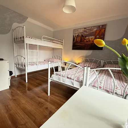Goscinne Agnes Apartamento Jantar